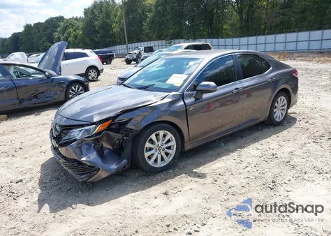 2020 Toyota Camry Le from USA, damaged, VIN 4T1C11AK9LU935316